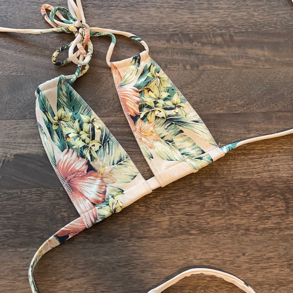 Montce Tommi Floral Bikini Top XS